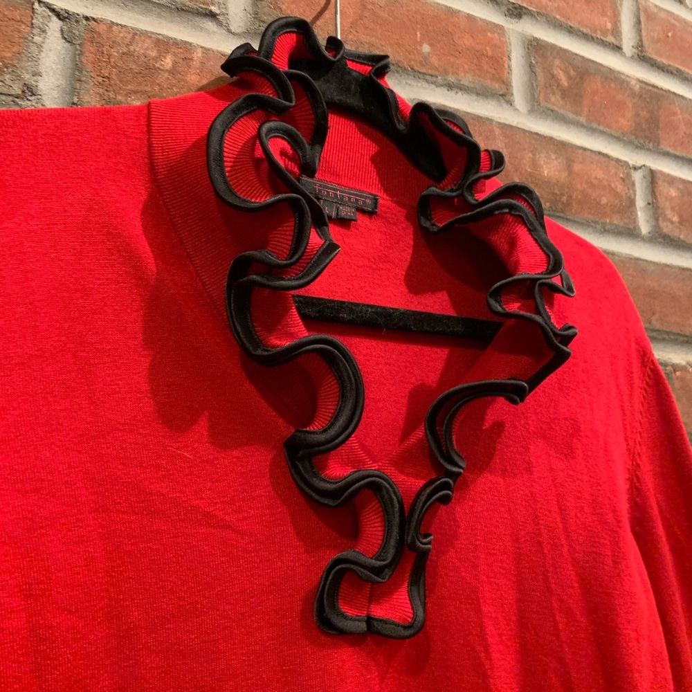 THRIFTED VINTAGE RUFFLE DETAIL SWEATER - Picture 4 of 5